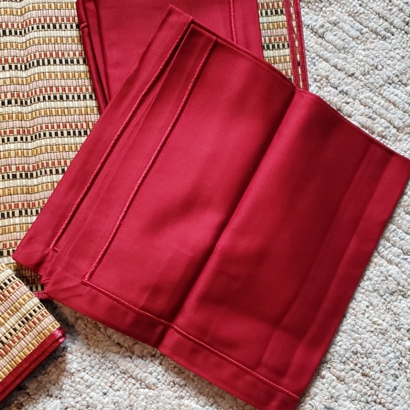 Target Dining Nwot 4 Placemats Matching Cloth Napkins Poshmark